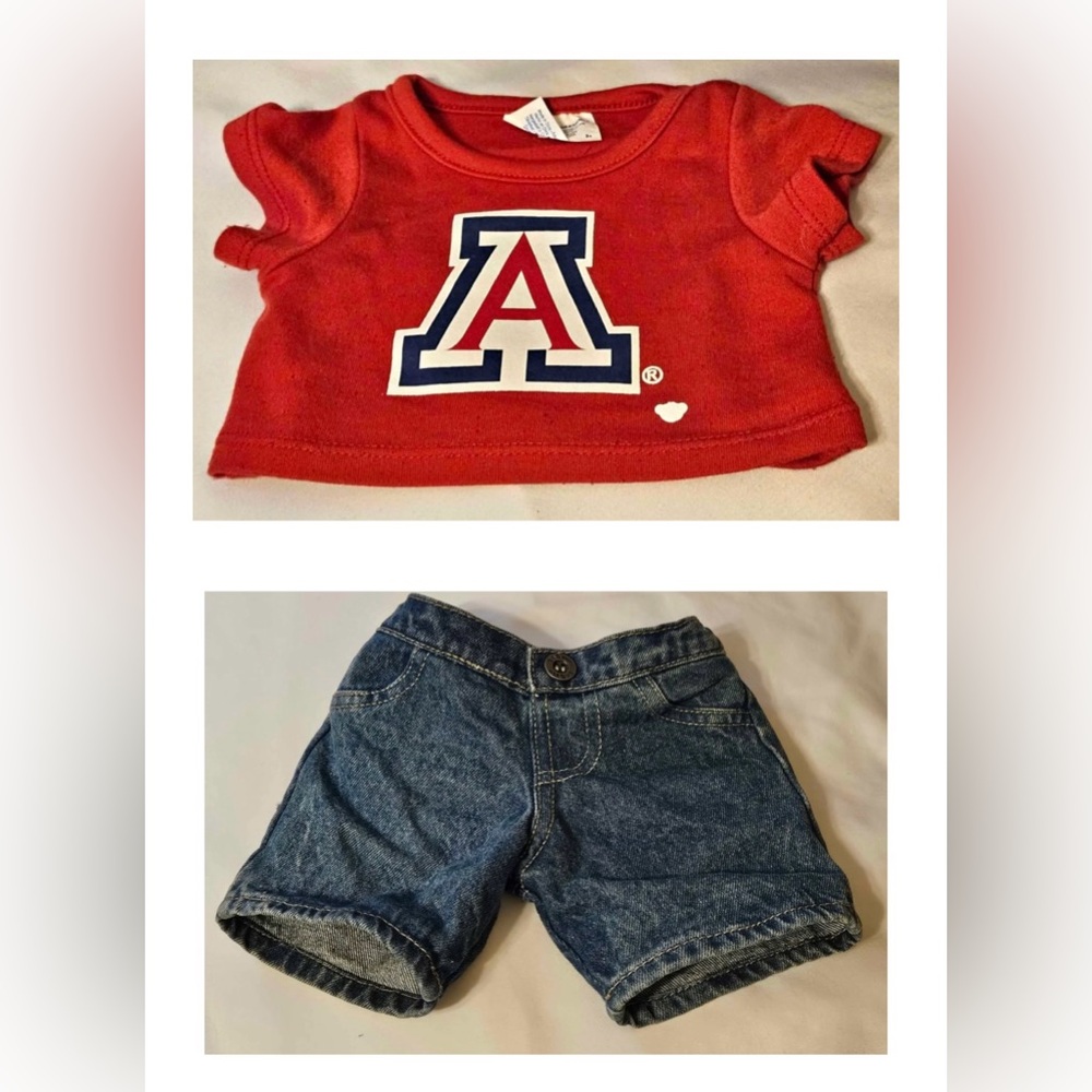 Build-A-Bear Collegiate U of A t-shirt paired with shorts